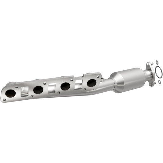 Katalyzátor se svodem MagnaFlow OEM Grade pro přímou montáž – INFINITI QX80 5,6 (2014–2016) / INFINITI QX56 5,6 (2011–2013) - 22-036