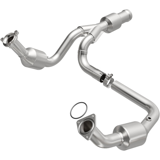 Katalyzátor MagnaFlow California Grade pro přímou montáž – GMC Yukon 6,2 (2011–2015) / Cadillac Escalade 6,2 (2011–2014) a další - 5582616