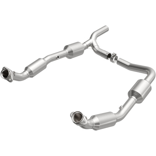 Katalyzátor MagnaFlow California Grade pro přímou montáž – Ford E-150 4,6 (2007–2008) / Ford E-250 4,6 (2007–2008) - 5582640