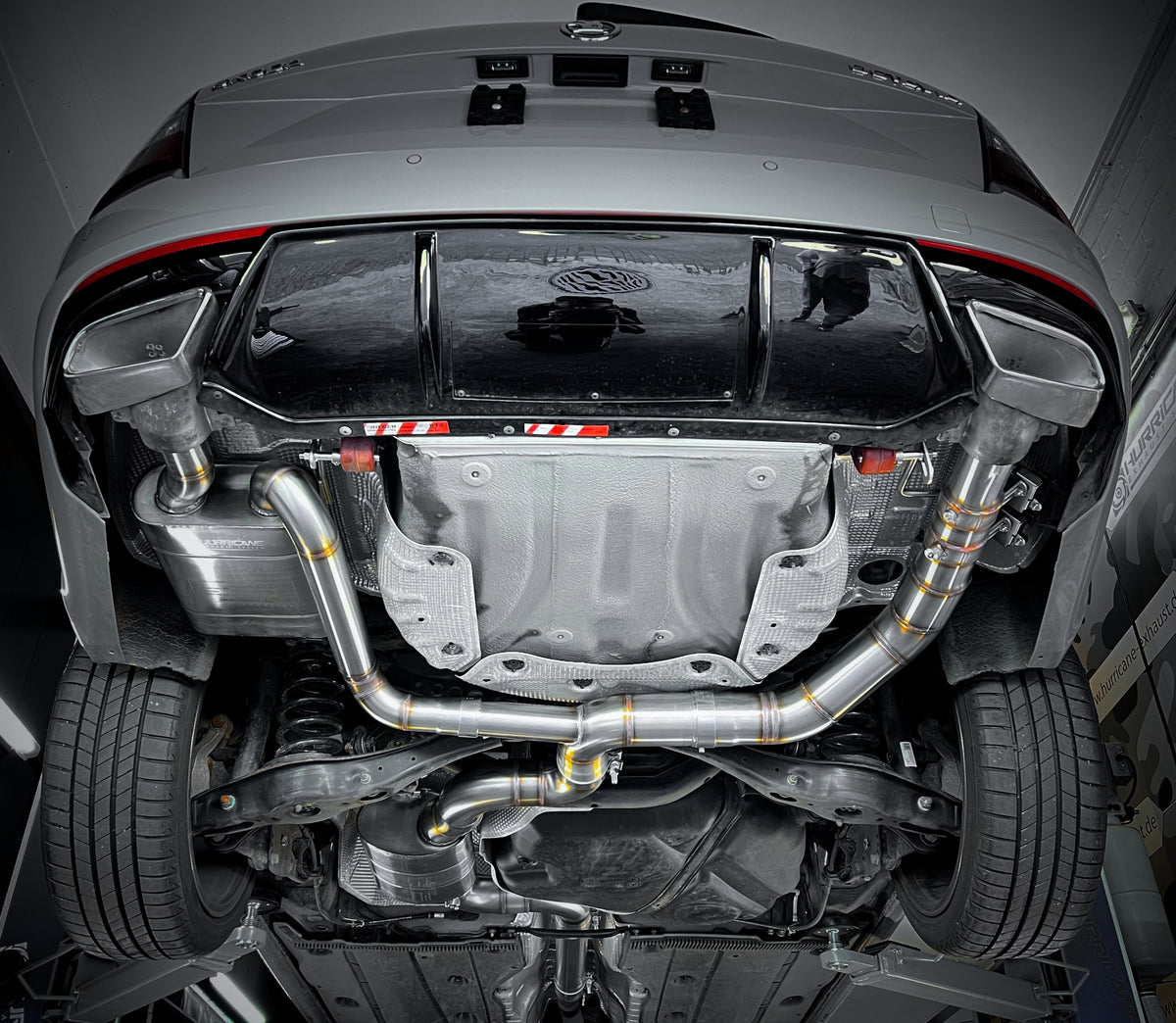 Sportovní klapkový výfuk Hurricane 3,5″ – Skoda Octavia RS 230 k 5E verze V3